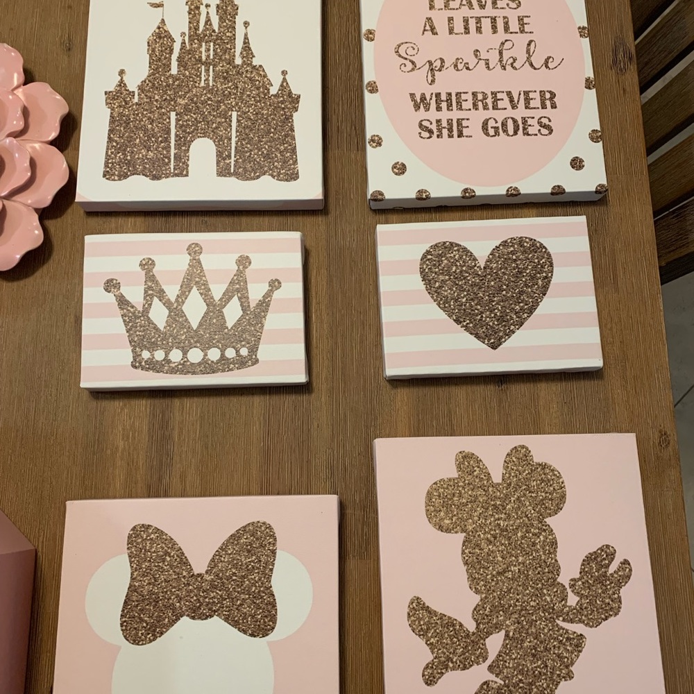 Girl’s Canvas Room Decor
